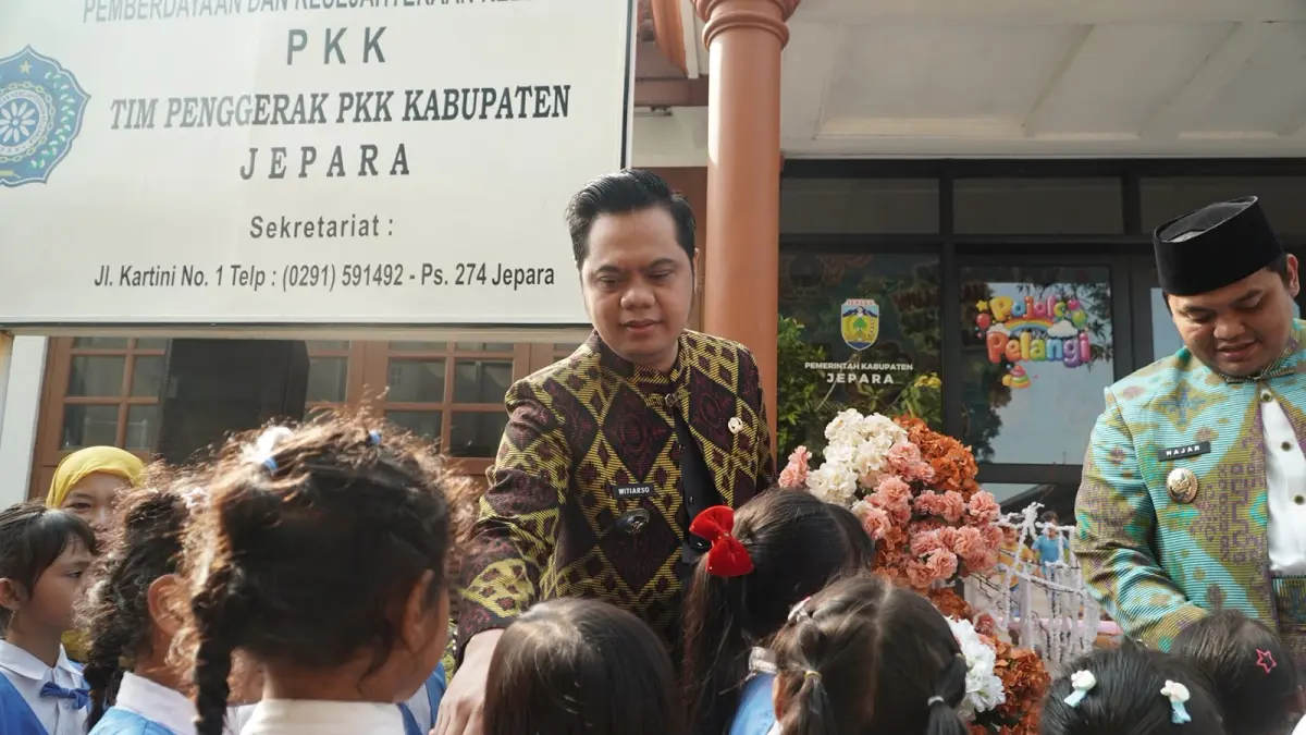 CERIA: Pojok Pelangi Kartini resmi dibuka di Pendopo Jepara sebagai ruang ramah anak. PKK Jepara juga mendorong gerakan pilah sampah melalui Bank Sampah Kartini.