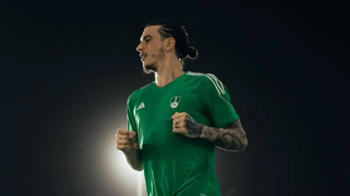 Roger Ibáñez Bertahan di Al-Ahli hingga 2030.