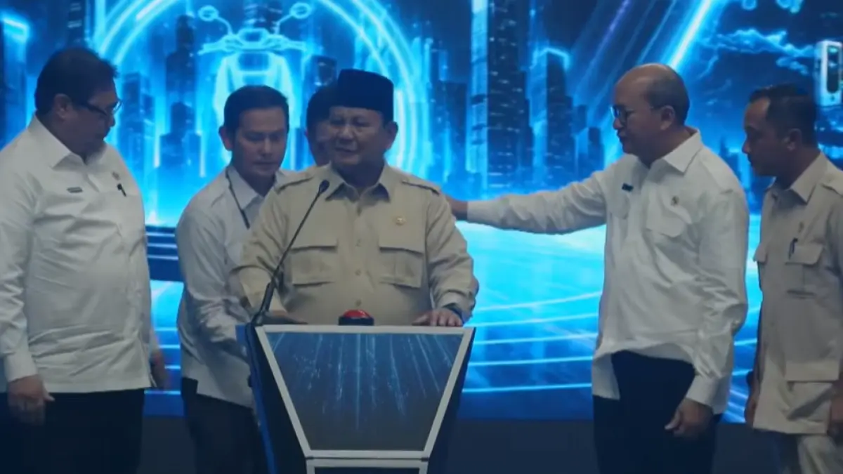 Presiden Prabowo Luncurkan Motor Listrik Nasional Beserta Ekosistem Pendukung, Bekasi, 13/8/26.