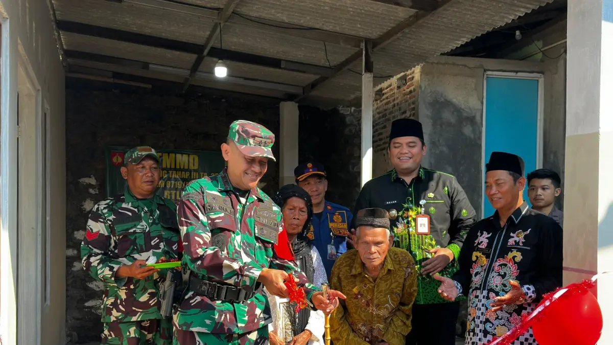 GOTONG ROYONG: TMMD Sengkuyung Tahap III 2026 di Desa Kedungleper, Jepara, resmi ditutup. Program menyasar pembangunan jalan, rehab RTLH, kesehatan, pendidikan, dan pemberdayaan masyarakat.