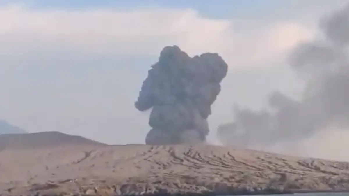 Gunung Anak Krakatau Alami 27 Letusan dalam Dua Hari (@ussfeeds)
