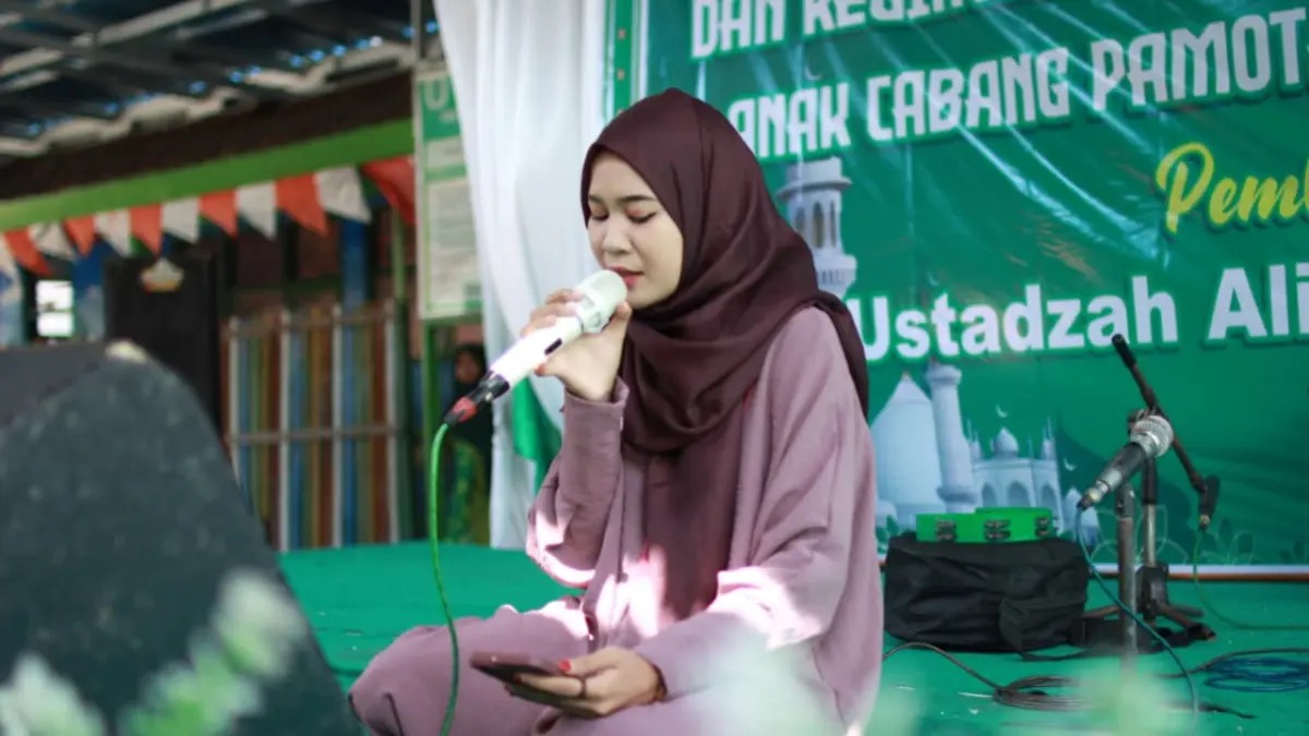 Indah Khotimatul Husna 