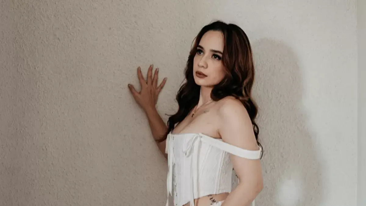 Putri Anne Ungkap Alasan Lepas Hijab Pasca-Perceraian dengan Arya Saloka