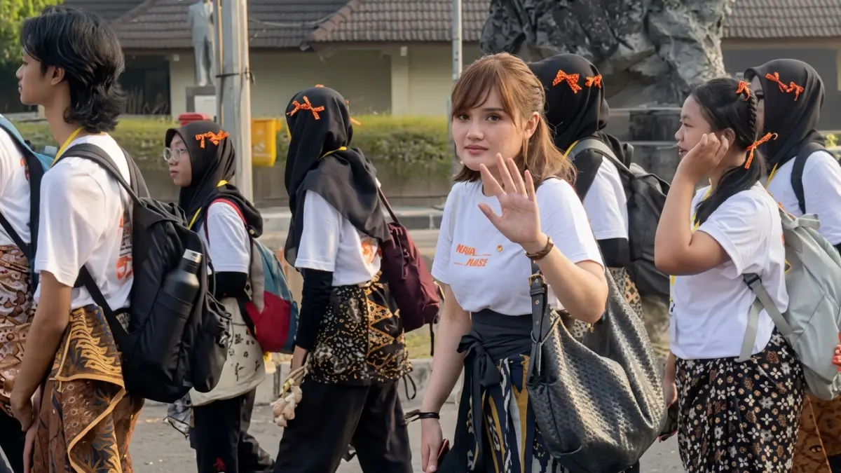 Usia 27 Tahun Tak Menghalangi Fanny Soegi Memulai Kuliah di ISI Yogyakarta.