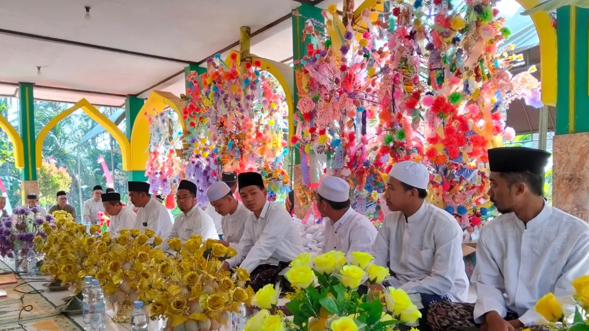 MERIAH: Prosesi Festival To