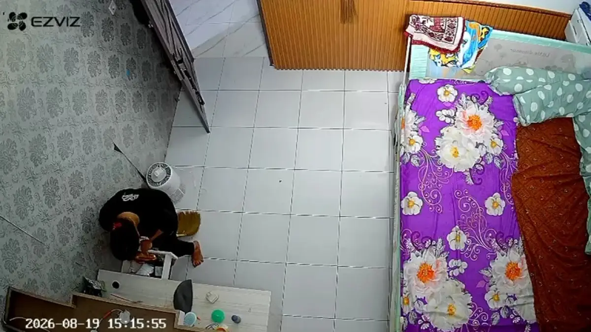 NEKAT: Oknum pembantu rumah tangga yang diduga mencuri uang milik majikannya warga Mayong Kidul, Mayong, Jepara pada Rabu (19/8) lalu. Kasus tersebut kini ditangani Polres Jepara. (POLRES JEPARA UNTUK RADAR KUDUS)