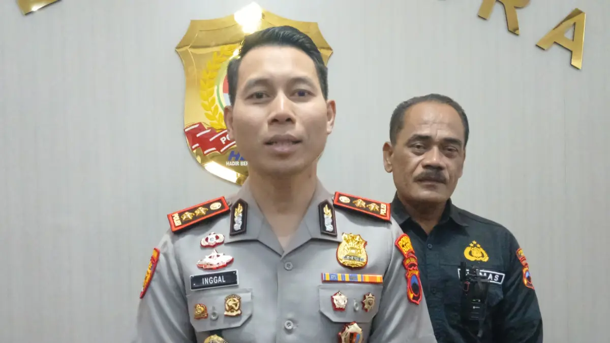Kapolres Blora AKBP Inggal Widya Perdana (depan). (EKO SANTOSO/RADAR KUDUS)