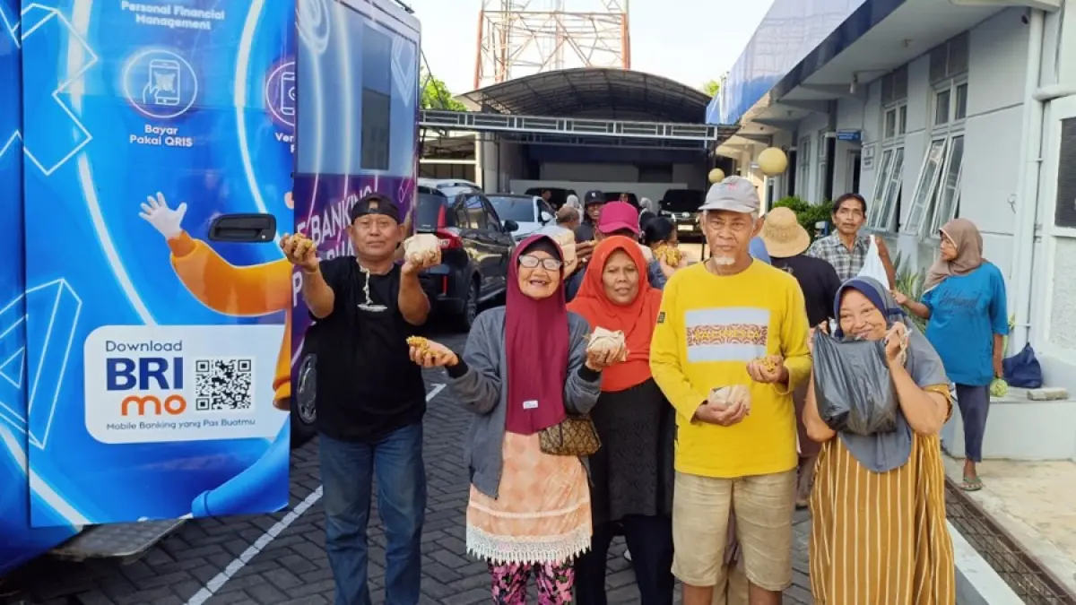 PEDULI SESAMA: BRI Cabang Rembang melaksanakan Program Sedekah Jumat Berkah secara rutin setiap pekan.