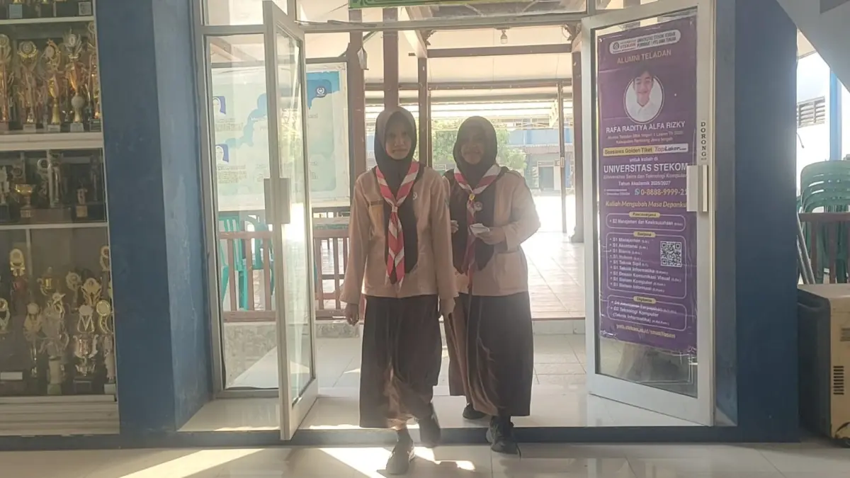 WISNU AJI/RADAR KUDUS
PULIH: Siswa SMAN 1 Lasem berangsur pulih aktivitas kegiatan belajar di sekolah berlangsung normal kemarin.