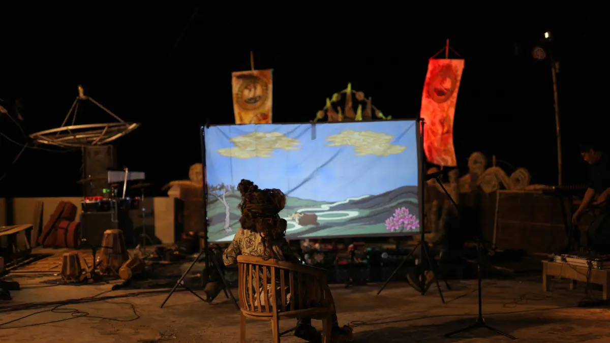 ATRAKTIF: Pertunjukan “Saridin Menunggang Kerbau ke Suralaya”,  karya Rendra Bagus Pamungkas yang diselenggarakan Langgeng Culture Center menjadi bagian dari Manaqib Nagari: Persembahan Para Salik untuk Negeri dalam pembukaan malam puncak Cakramanggilingan Festival Muria Raya 2026, Sabtu, 29 Agustus 2026.