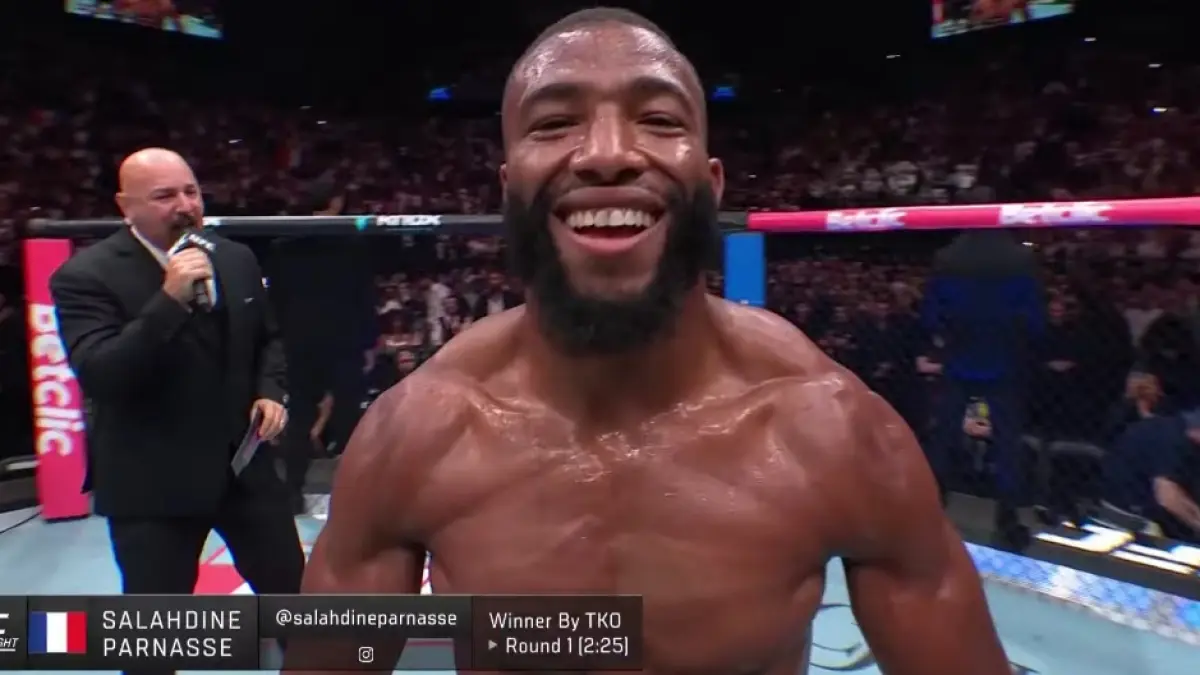 Salahdine Parnasse di UFC fight night.