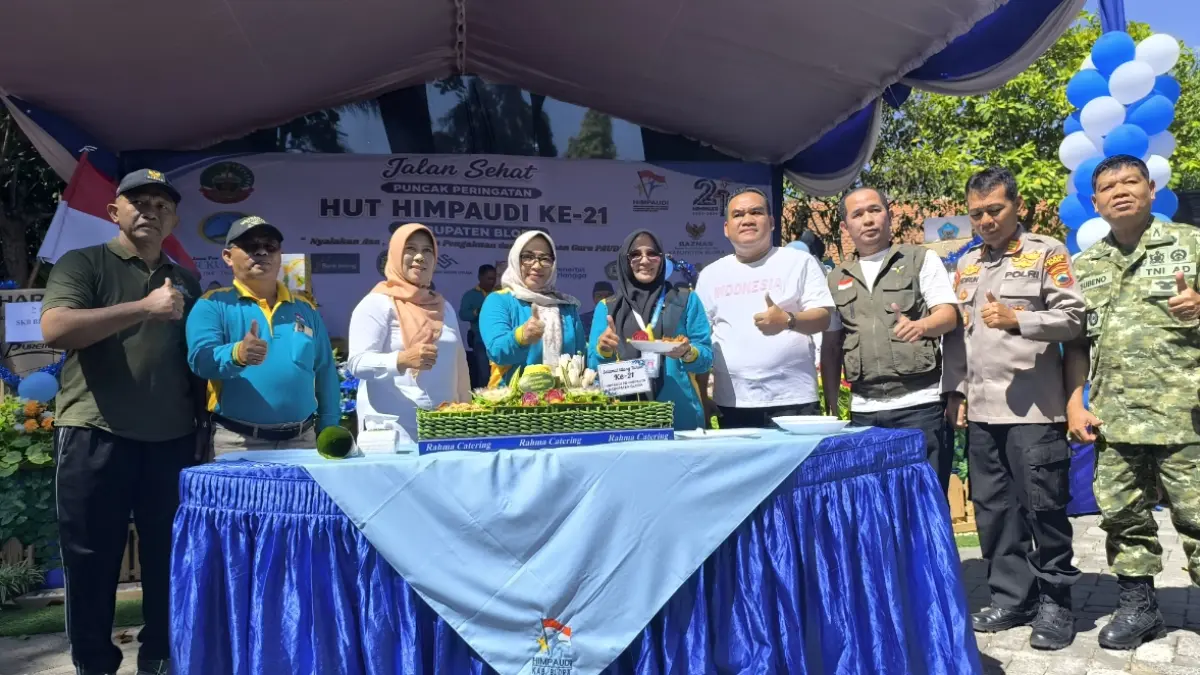 PERINGATAN: Bupati Blora Arief Rohman dan jajaran mengapresiasi langkah Himpaudi Blora ke-21