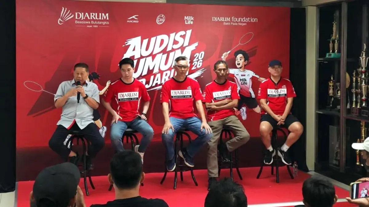 BERSAING KETAT: Tim pencari bakat PB Djarum memberikan keterangan terkait Audisi Umum PB Djarum 2026. (GALIH ERLAMBANG W/ Radar Kudus)