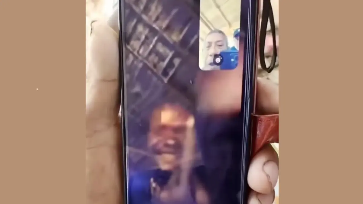 Terduga Pelaku Penembakan Wili Mbuik Video Call Keluarga.
