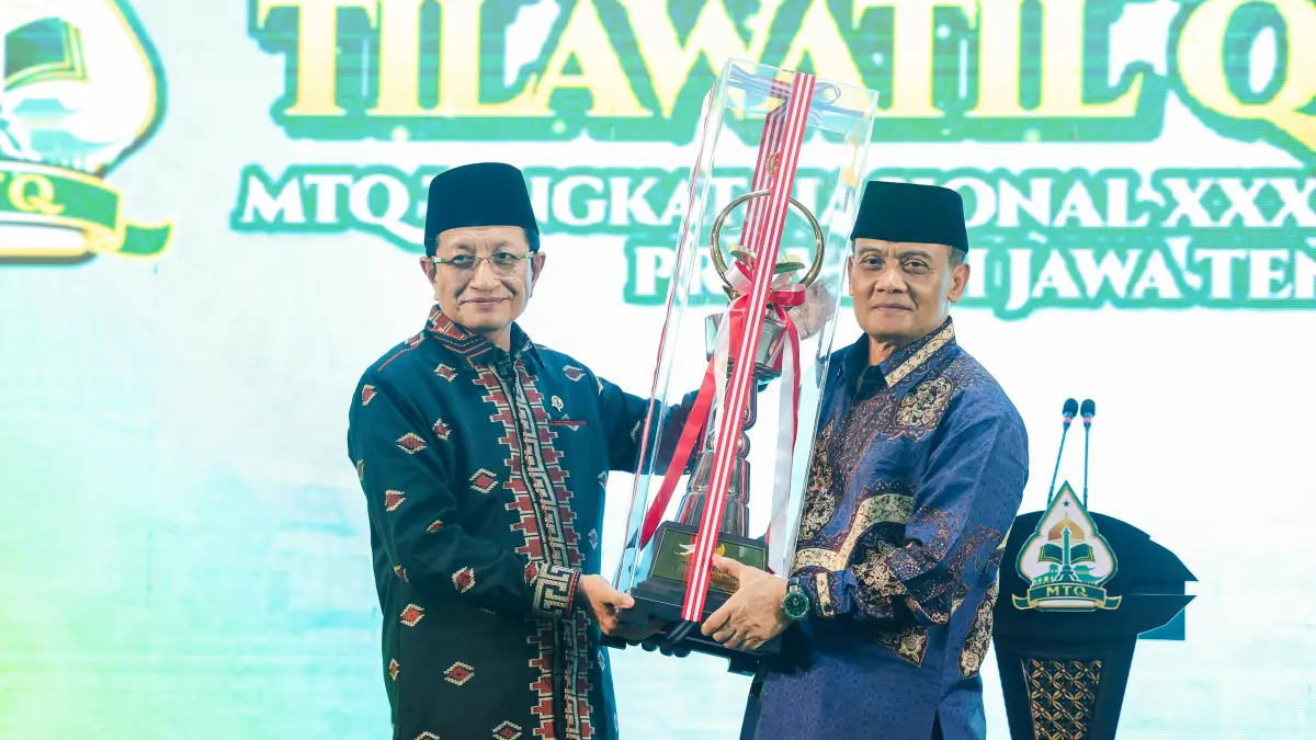 SELAMAT: Menteri Agama Nasaruddin Umar bersama Gubernur Ahmad Luthfi membuka MTQ XXX1 Jawa Tengah tadi malam.