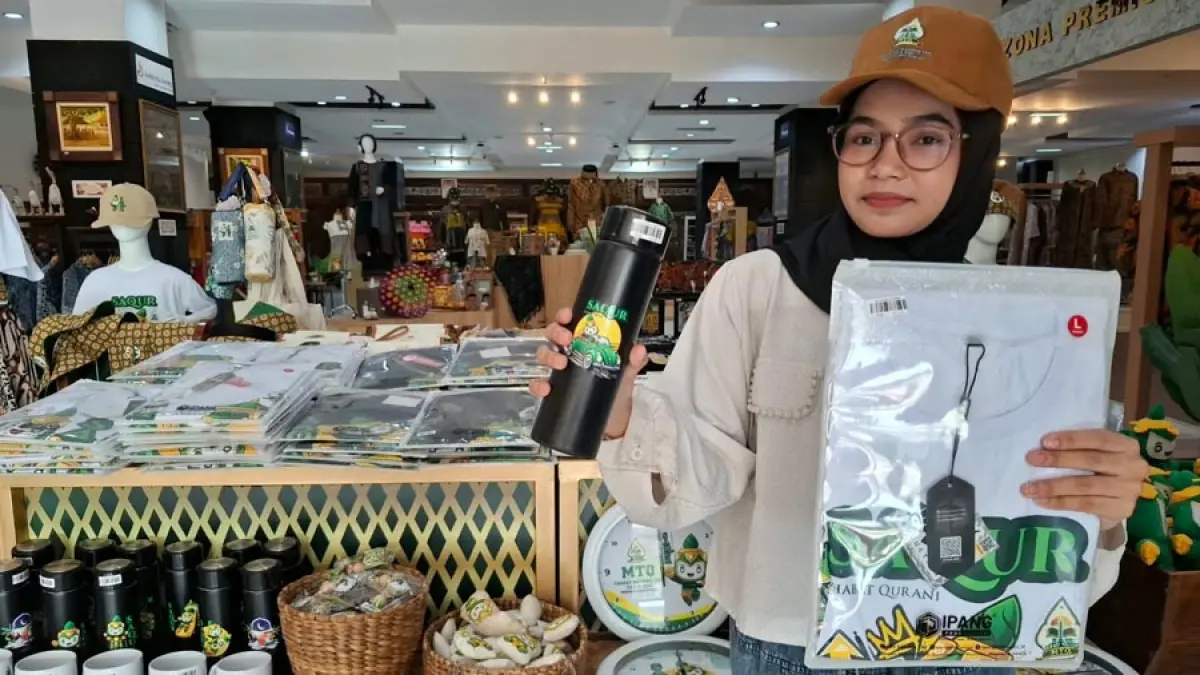 Berbagai souvenir MTQ XXXI 2026 tersedia di Dekranasda Store, Jawa Tengah.
