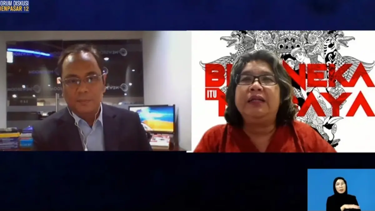 DINAMIS: Proses diskusi mengenai upaya merumuskan kebijakan keberlanjutan lingkungan dan sumberdaya alam pada momen Forum Diskusi Denpasar 12 (FDD12) edisi ke-293, Rabu (23/9). (FIKRI THOHARUDIN/RADAR KUDUS)