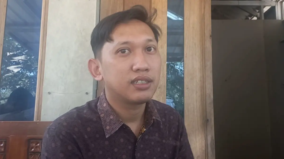 Paman korban, Agus Sarochip.