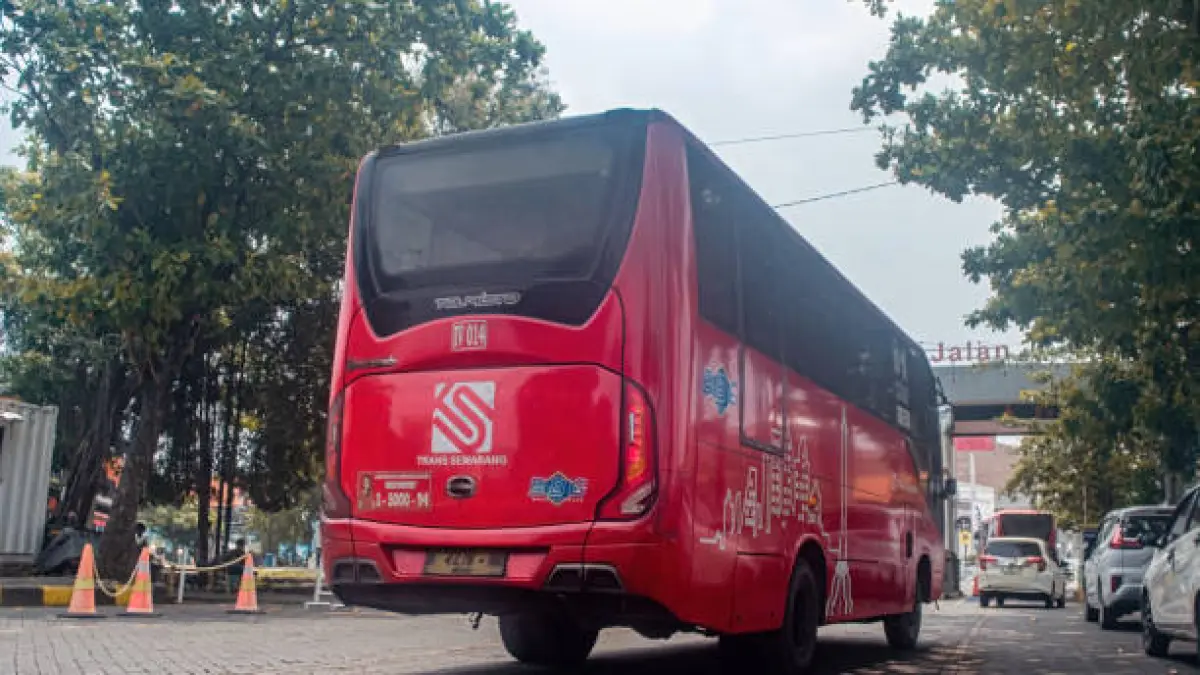 Ilustrasi Trans Semarang