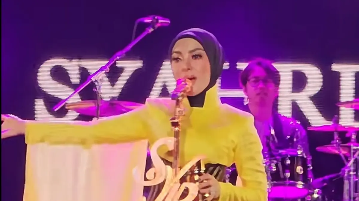 Momen Syahrini saat di Panggung Pestapora (Tangkapan Layar Tik Tok @ggembritt)