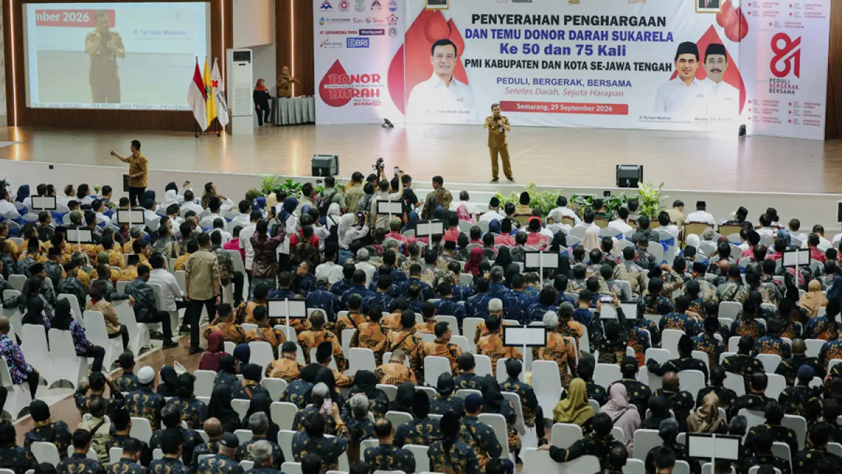 Gubernur Jateng Ahmad Luthfi saat acara Temu Donor Darah Sukarela 2026, di Balairung Astina, UTC Convention Hotel, Kota Semarang, Selasa, (29/9/2026).