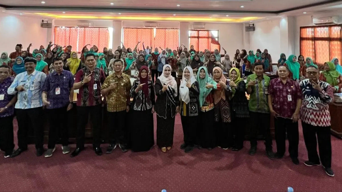 KOMPAK: Sebanyak 93 peserta mengikuti Bimtek 8 indikator PAUDHI di Jepara. Bunda PAUD menekankan layanan anak tak berhenti pada administrasi.
