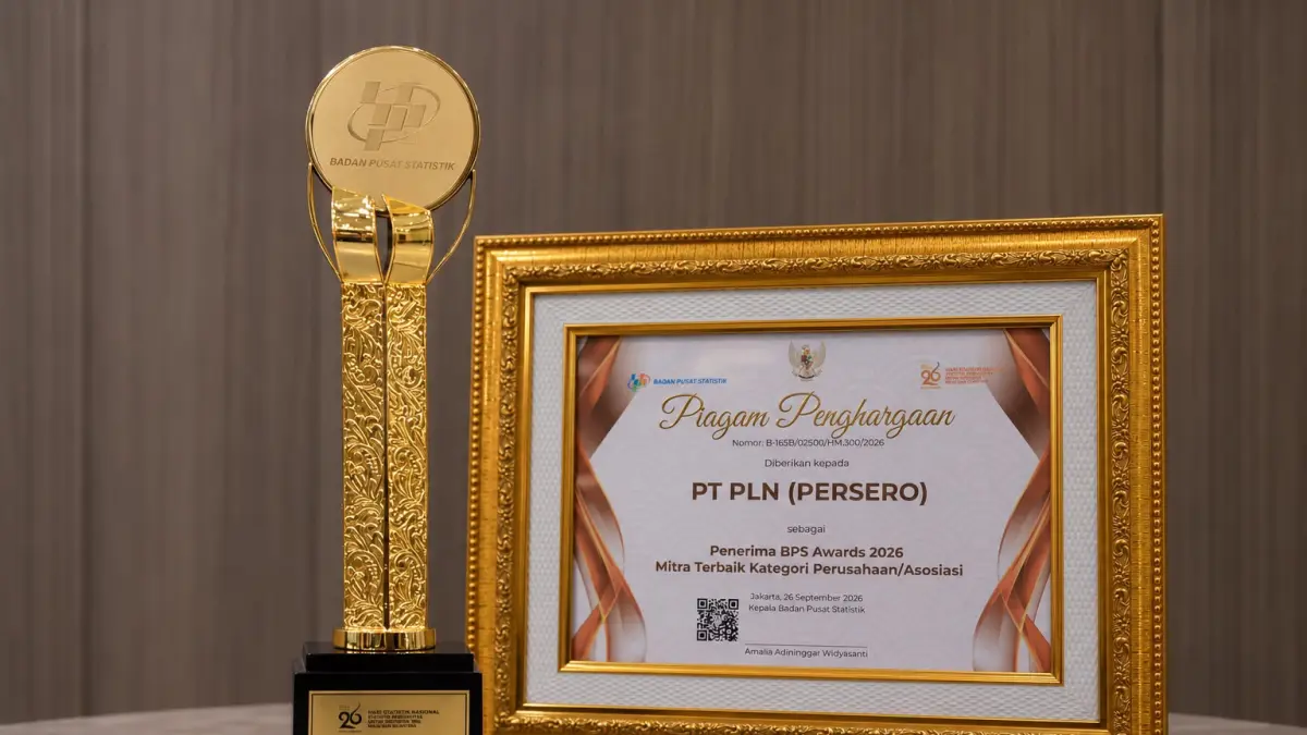 PT PLN (Persero) menjadi salah satu penerima Badan Pusat Statistik (BPS) Awards 2026 sebagai mitra terbaik kategori Perusahaan/Asosiasi bertajuk "Sinergi Cepat untuk Statistik Akurat". Hal ini diberikan atas responsivitas perusahaan dalam melakukan perapian dan pemutakhiran data guna mendukung perencanaan dan pelayanan kelistrikan kepada masyarakat.
