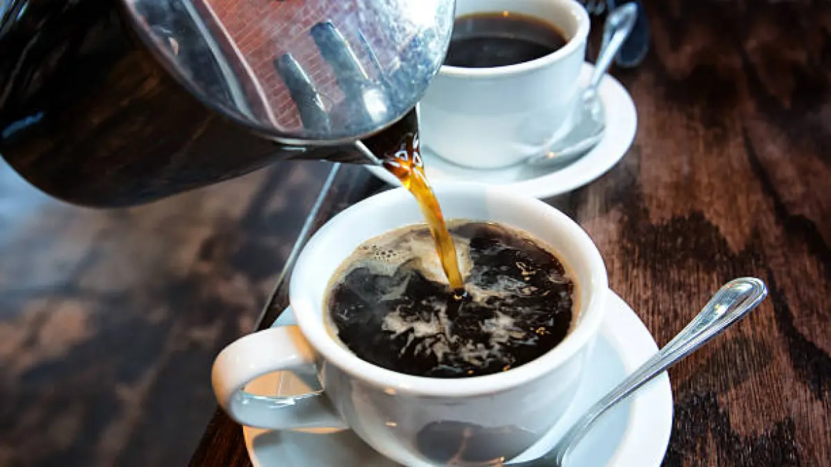Cara Kerja Kafein pada Otak, Bahaya Overdosis, dan Biji Kopi yang Terancam Punah