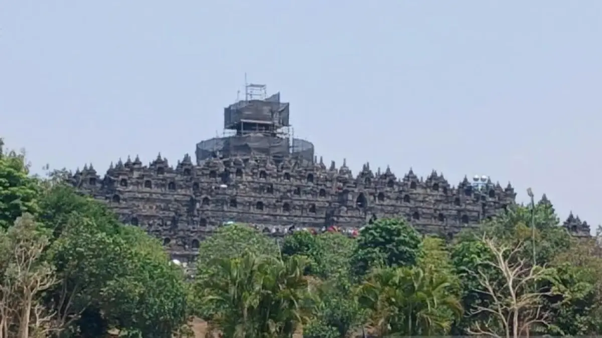Pemugaran stupa utama Candi Borobudur di Kabupaten Magelang, Jawa Tengah. ANTARA/Heru Suyitno