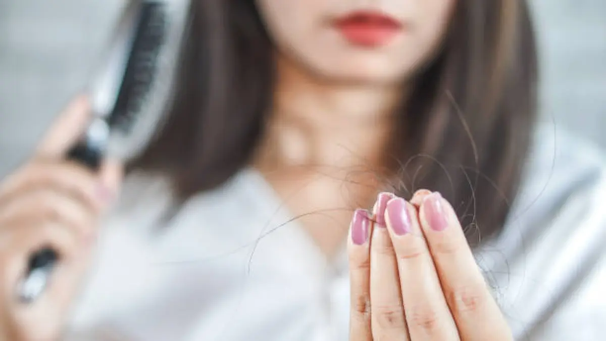 Ilustrasi rambut rontok