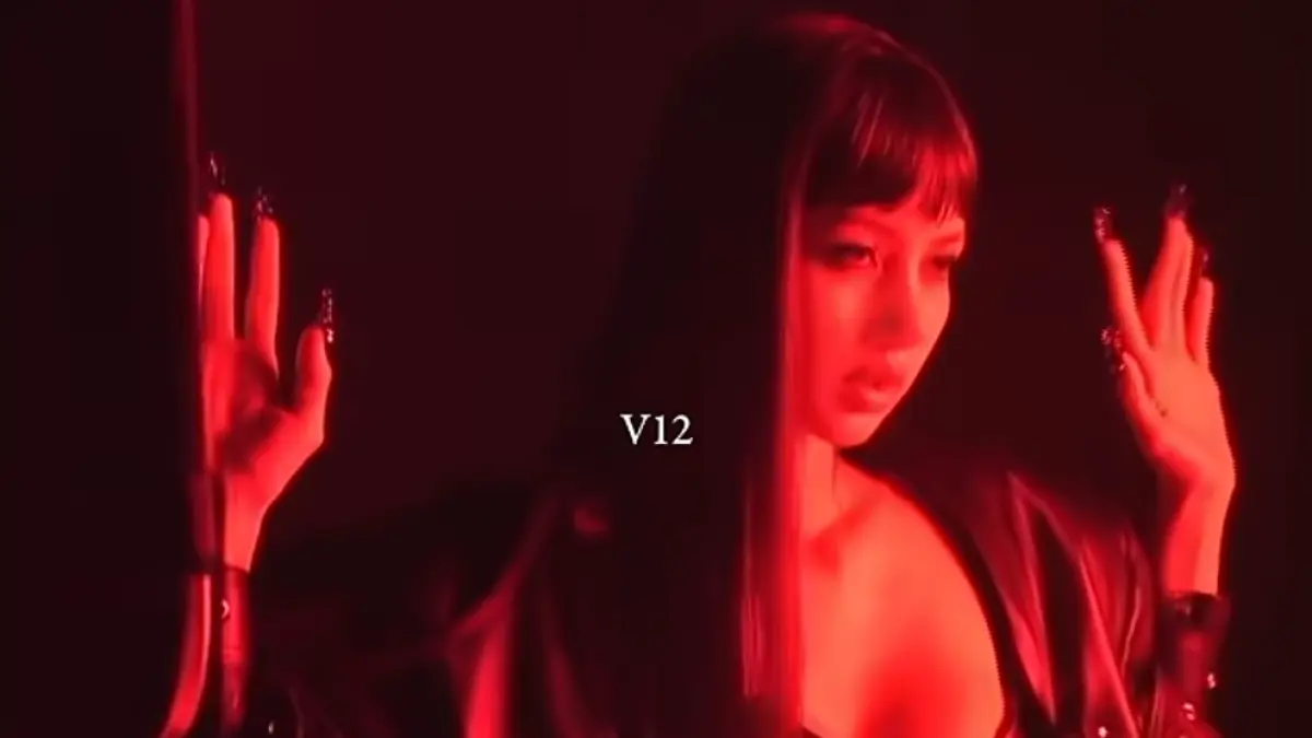 Lirik, Terjemahan dan Makna Lagu LISA - V12