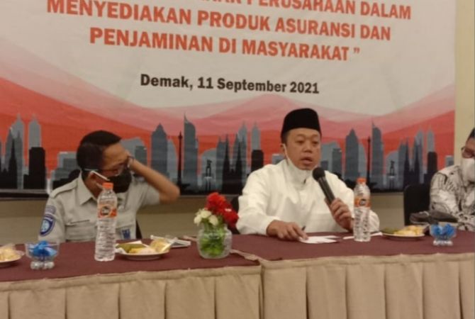 PAHAMI ASURANSI: Komisi VI DPR RI Nusron Wahid menyosialisasikan IFG kepada masyarakat Kabupaten Demak, Jawa Tengah beberapa waktu lalu.