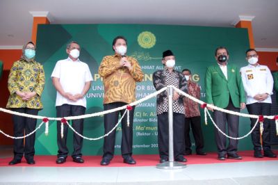 Menteri Koordinator Bidang Perekonomian Airlangga Hartarto saat pembukaan PKKMB Universitas Muhammadiyah Jakarta (UMJ), Rabu (15/9). (ISTIMEWA FOR RADAR KUDUS)