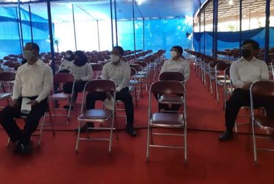 MASIH BERJUANG: Pejuang NIK saat mengikuti ujian SKD susulan. (WISNU AJI/RADAR KUDUS)