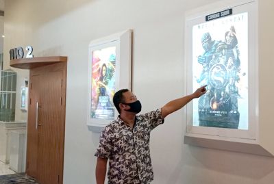 MASIH SEPI: Suasana bioskop New Star Cineplex Pati di lantai II Plaza Pragolo siang kemarin. (ACHMAD ULIL ALBAB/RADAR KUDUS)