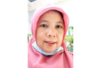 Eny Kusumastuti D., S.Pd.; Guru Bahasa Jawa SMP 2 Kudus. (ISTIMEWA FOR RADAR KUDUS)