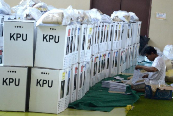 ILLUSTRASI: Kotak suara Pemilu 2019. (Dery Ridwansah/JawaPos.com)