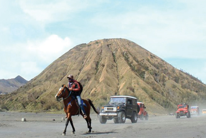 Salah satu spot favorit wisatawan di kawasan Gunung Bromo. (JawaPos.com)