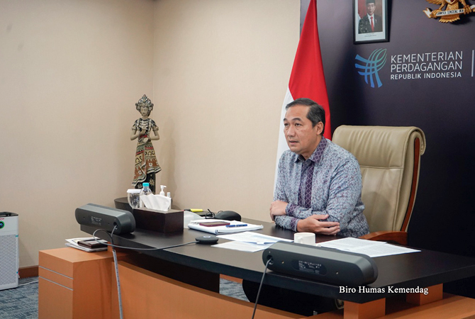 Menteri Perdagangan, Muhammad Lutfi menggelar konferensi pers terkait ketersediaan minyak goreng yang dilaksanakan secara virtual, Jakarta, Rabu (9/3/2022). (Kemendag for Radar Kudus)
