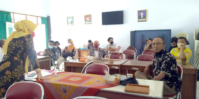 DISOSIALISASIKAN: Rapat koordinasi ketua UPK dan BKAD se-Pati di kantor Dispermades Pati belum lama ini. (DISPERMADES PATI FOR RADAR KUDUS)