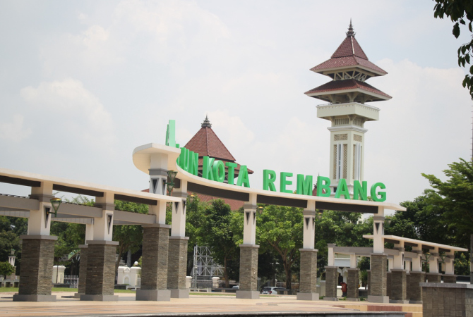Alun-alun Rembang. (WISNU AJI/RADAR KUDUS)