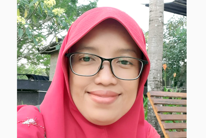 Mutiara Ambarwati, S.Pd.; Guru Matematika SMP NU Al Ma’ruf (Dok Pribadi)