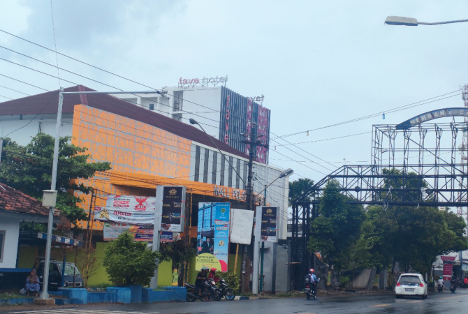 SEGERA DIRESMIKAN: Pembangunan MPP Rembang terus dikebut. Jika tak ada kendala 1 Desember proyek ini diresmikan bersama 24 Kabupaten/Kota se-Indonesia. (WISNU AJI/RADAR KUDUS)