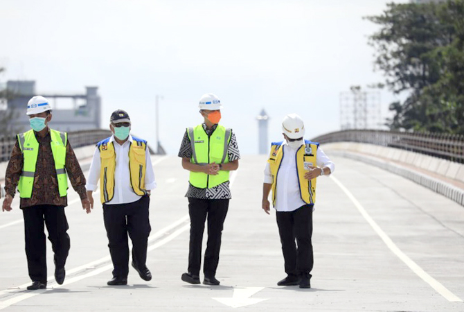 MEGAH: Selama masa kepemimpinan Gubernur Jateng Ganjar Pranowo sudah membangun jalan layang atau fly over (FO) Ganefo dan underpass di wilayah Jateng. (ISTIMEWA FOR RADAR KUDUS)