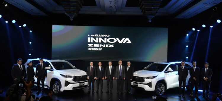 Toyota Kijang Innova Zenix resmi diluncurkan. (Jawapos.com)
