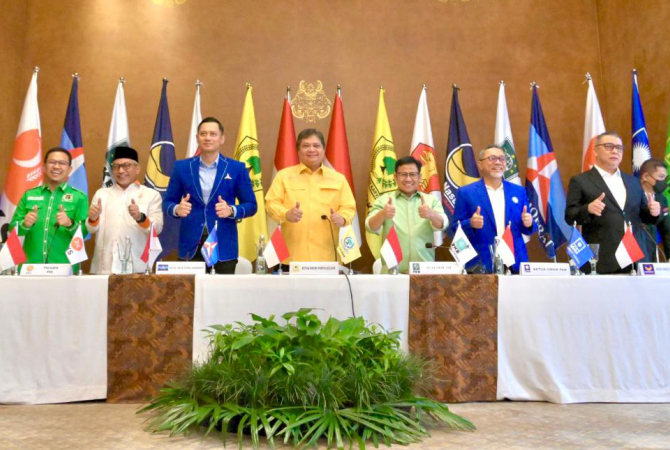 TOLAK: Ketua Umum Partai Demokrat, Agus Harimurti Yudhoyono (AHY) menolak sistem pemilu proporsional tertutup pada pertemuan para pimpinan partai politik, Minggu (8/1) siang di Hotel Dharmawangsa. (DEMOKRAT FOR RADAR KUDUS)