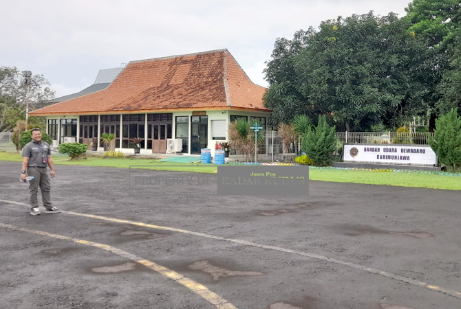 SEPI: Bandara Dewadaru Karimunjawa, tetap beroperasi dengan charter flight dan masih dalam proses membuka rute Jakarta-Karimunjawa. (NIBROS HASSANI/JAWA POS RADAR KUDUS)