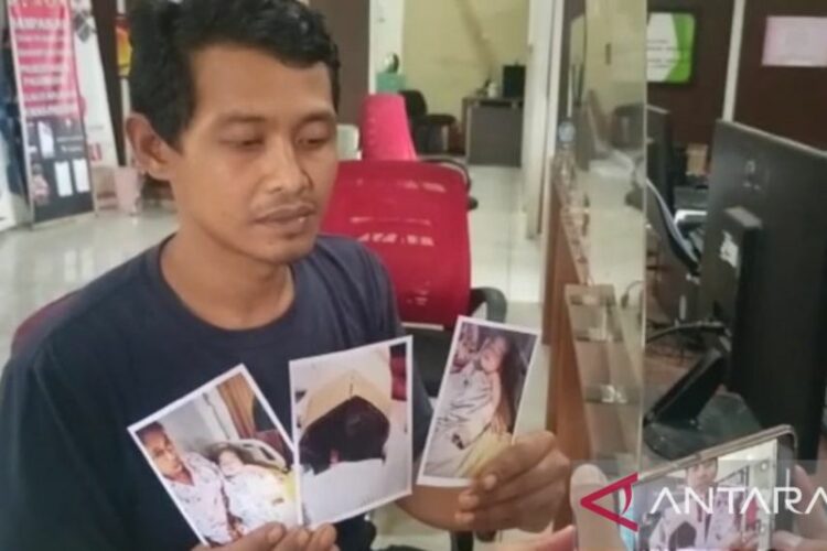 Suparman (38), warga Jakabaring, Palembang melaporkan oknum perawat RS Muhammadiyah, berinisial DN karena diduga menggunting jari kelingking sebelah kiri putranya yang baru berusia delapan bulan hingga nyaris putus. (ANTARA)