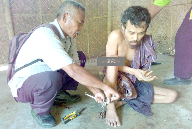 MEMPRIHATINKAN: Kondisi salah satu ODGJ di Kelurahan Kuripan, Kecamatan Purwodadi. (INTAN MAYLANI SABRINA/RADAR KUDUS)