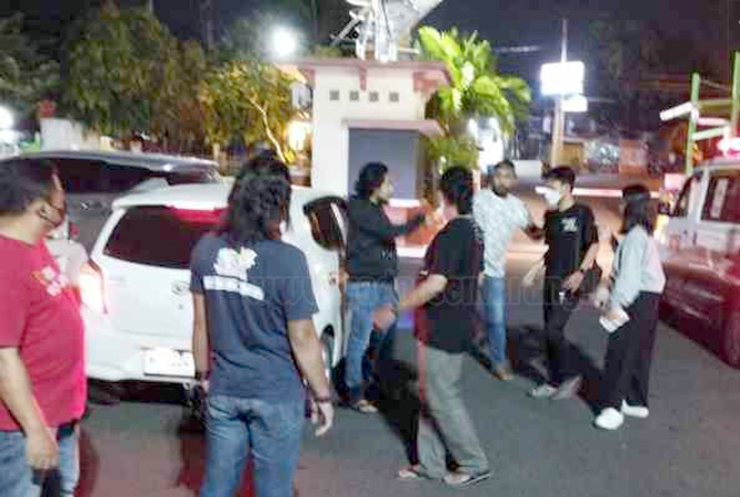 Jenazah ABK, 16, saat akan dibawa ke RSUP dr Kariadi setelah menjalani perawatan di IGD RS St Elizabeth, Semarang. Korban meninggal Kamis (18/5/2023) sekitar pukul 16.15. (istimewa)